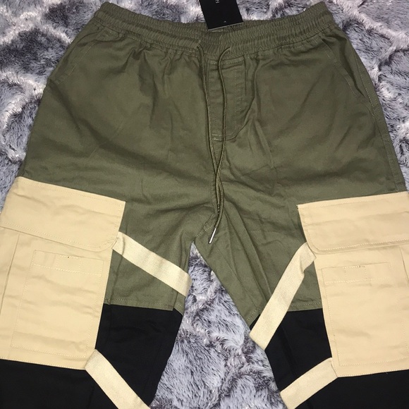 (SOLD) Block It Out Cargo Joggers - Olive/Combo - Picture 12 of 14